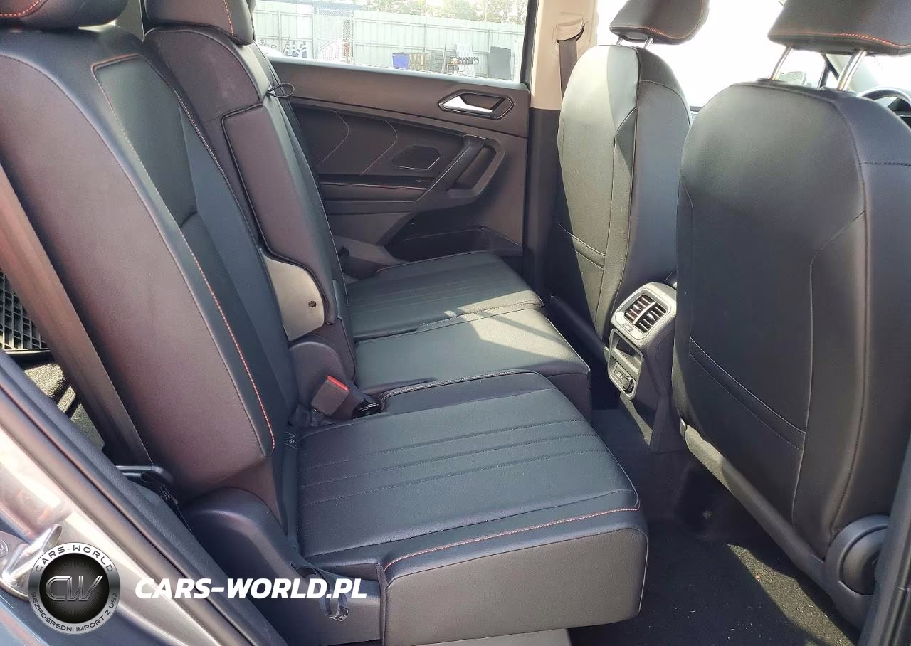 2024 Volkswagen Tiguan Wolfsburg VIN:3VV5B7AX6RM211302 - 11
