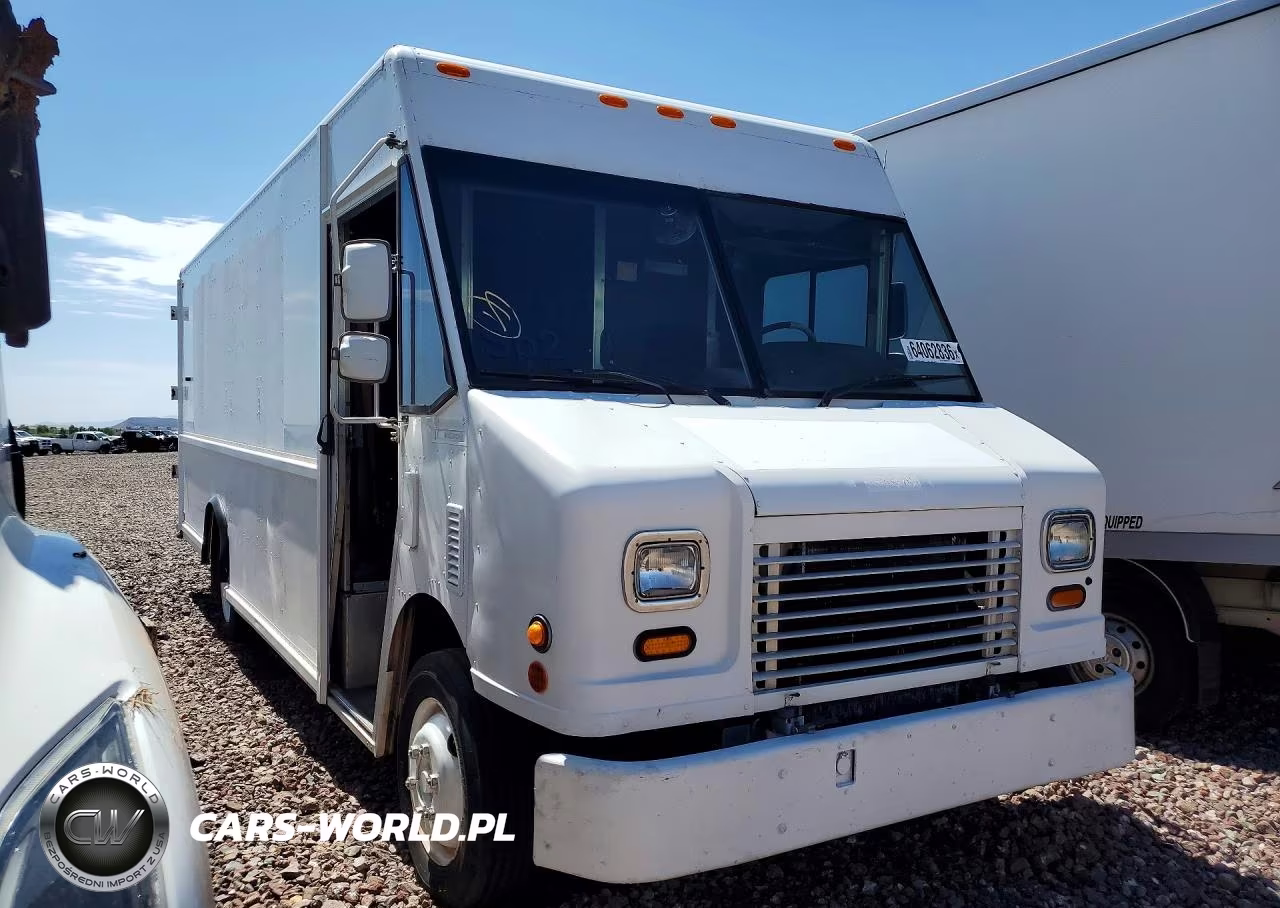 2005 Freightliner Mt45 Chassis Delivery Truck VIN:4UZAANBW15CU14941 - 4