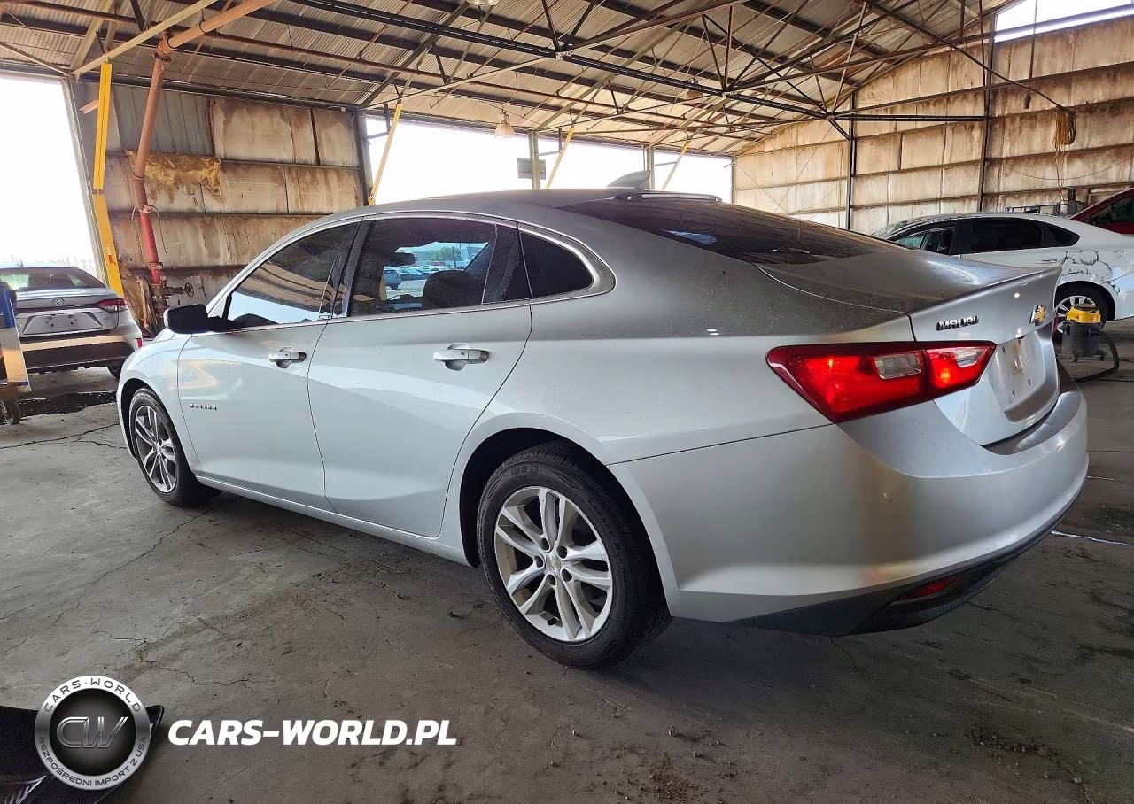 2018 Chevrolet Malibu Lt VIN:1G1ZD5ST0JF150133 - 2