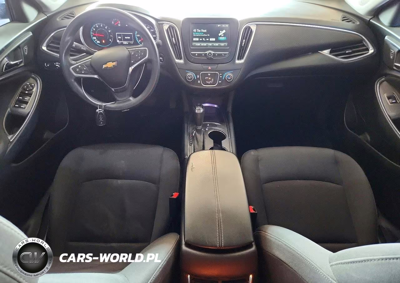 2018 Chevrolet Malibu Lt VIN:1G1ZD5ST0JF150133 - 8