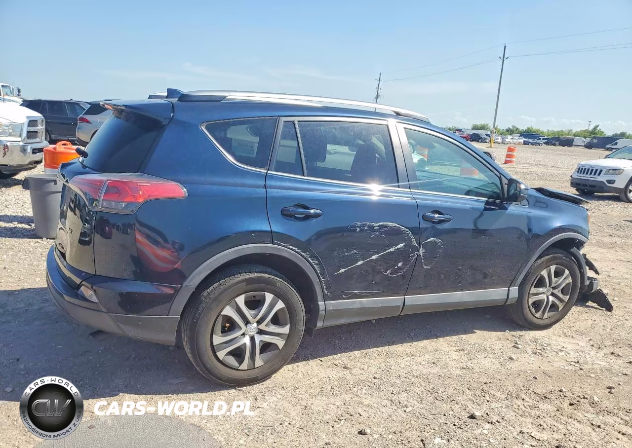 2018 Toyota Rav4 Le VIN:2T3ZFREV0JW502051 - 3