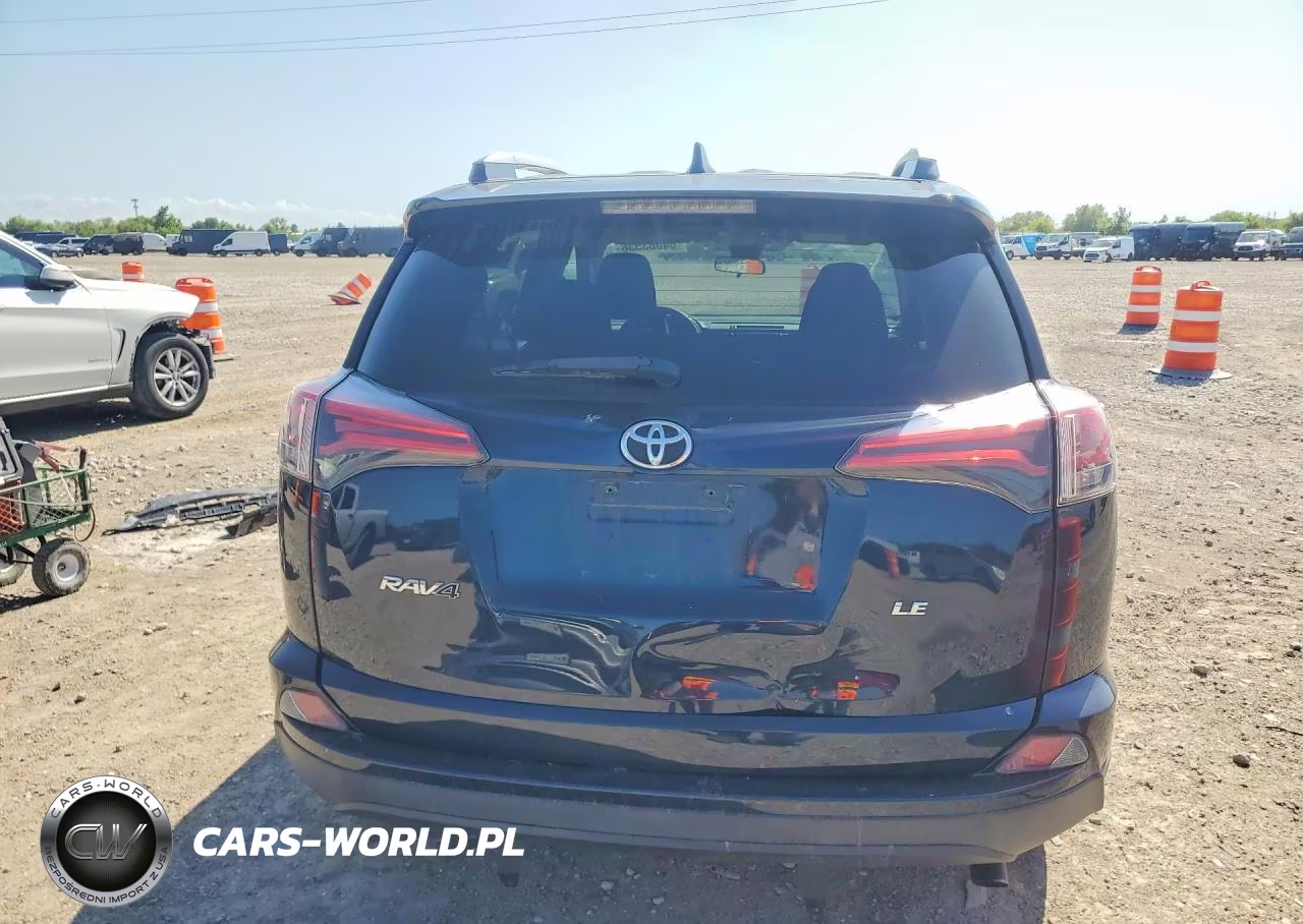 2018 Toyota Rav4 Le VIN:2T3ZFREV0JW502051 - 6