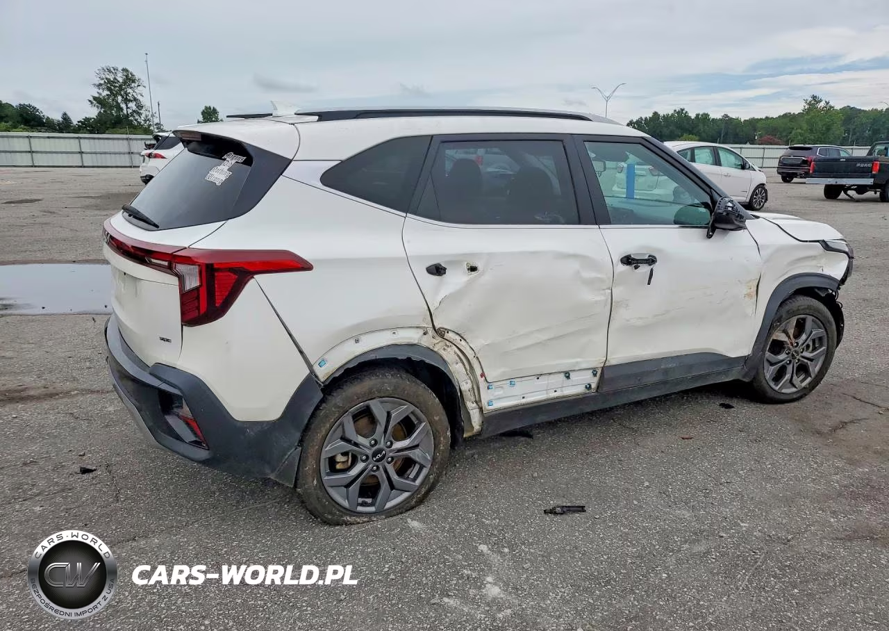 2024 Kia Seltos S VIN:KNDEUCAA9R7551258 - 3