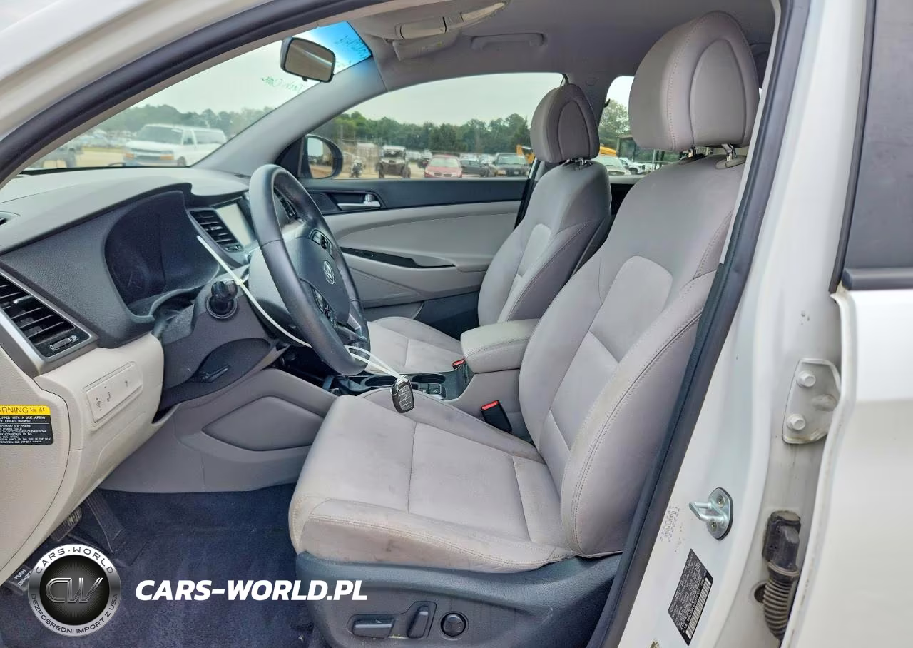 2018 Hyundai Tucson Sport VIN:KM8J33ALXJU819710 - 7
