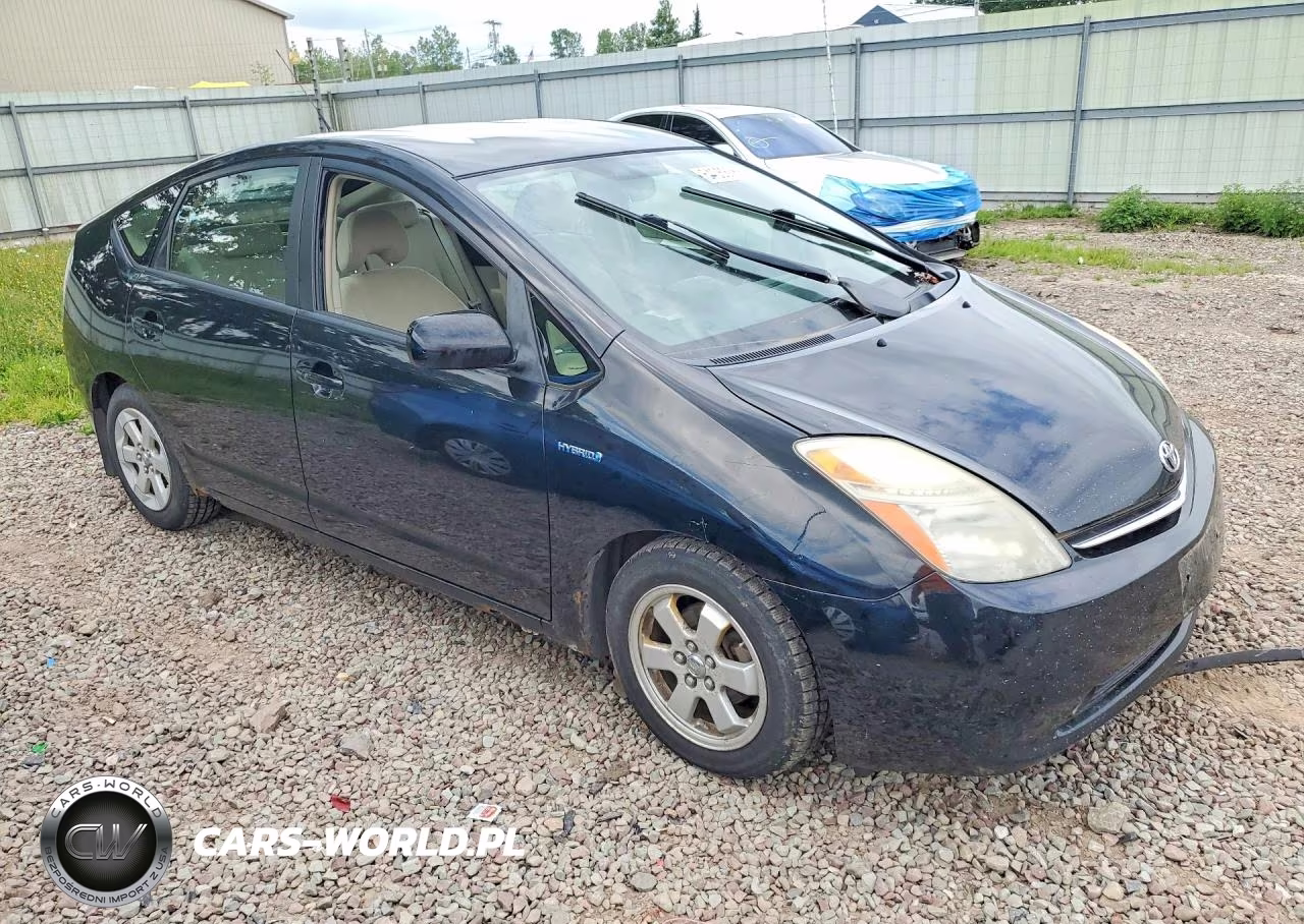 2008 Toyota Prius Base VIN:JTDKB20UX83360730 - 4