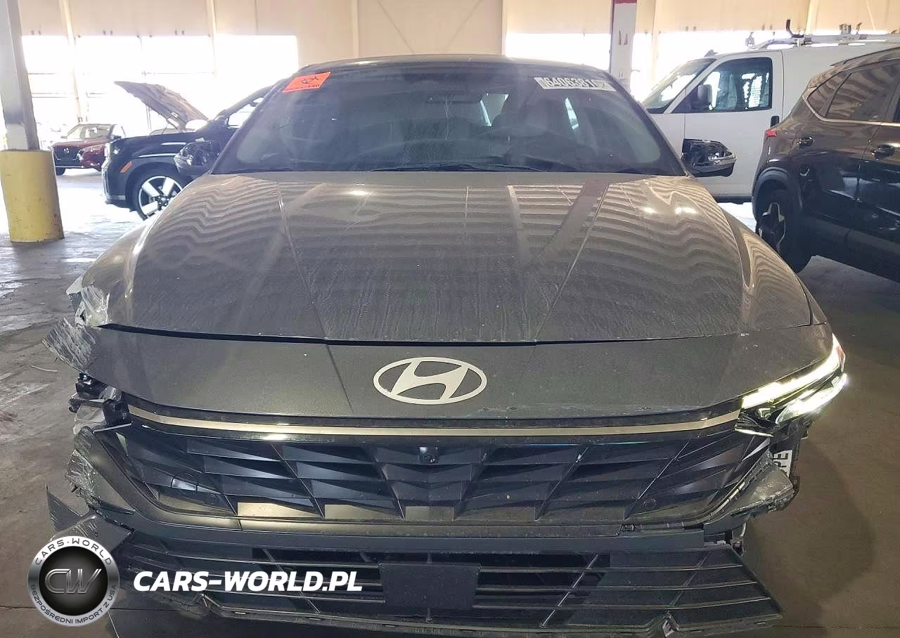 2024 Hyundai Elantra Limited VIN:KMHLP4DG7RU829124 - 5