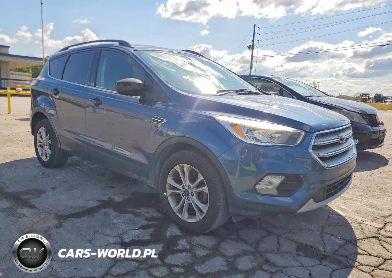 2018 Ford Escape Se VIN:1FMCU0GD9JUA03480 - 4