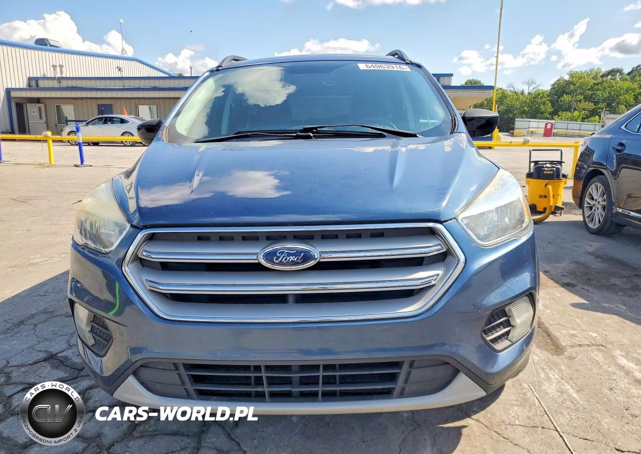 2018 Ford Escape Se VIN:1FMCU0GD9JUA03480 - 5