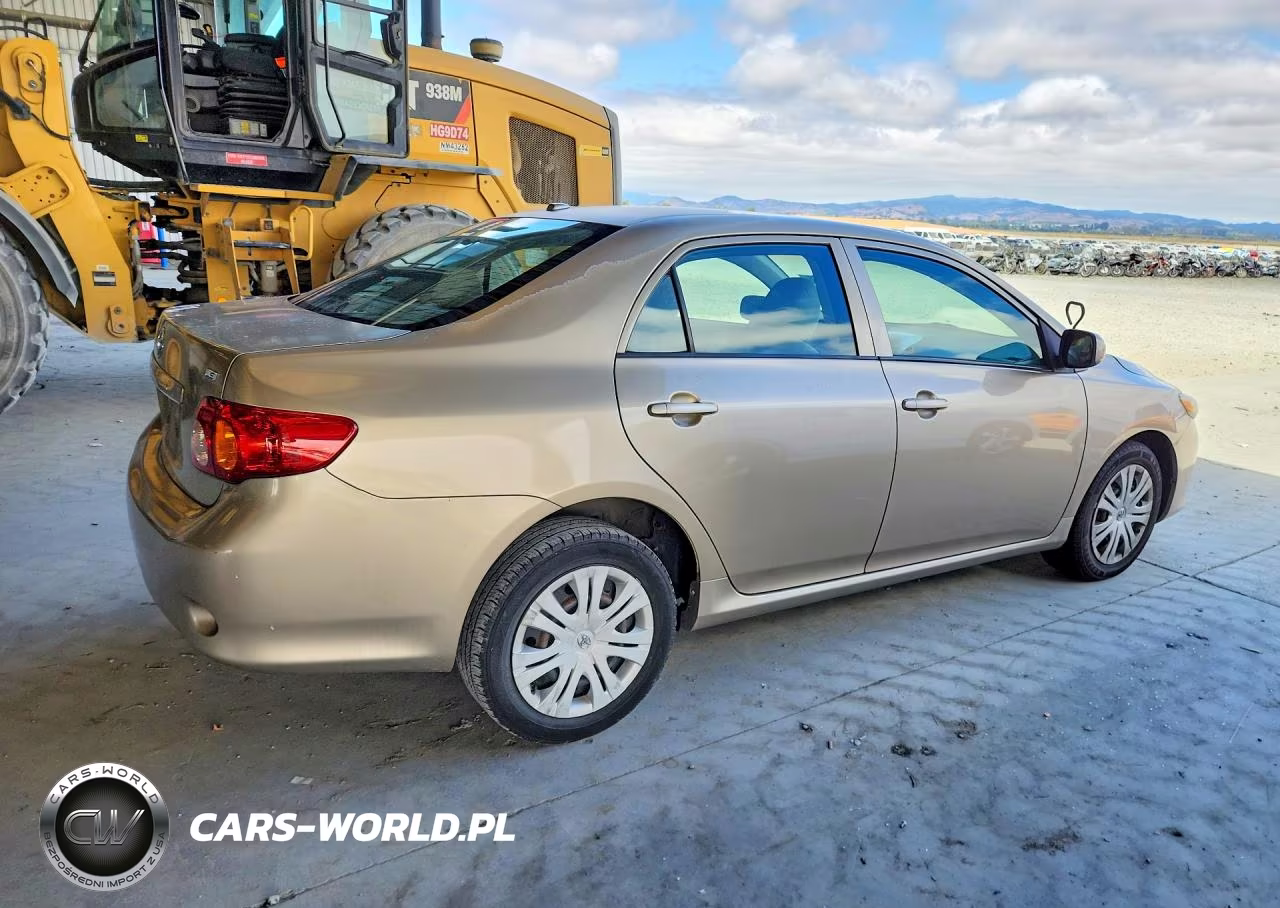 2010 Toyota Corolla Le VIN:1NXBU4EE3AZ313669 - 3