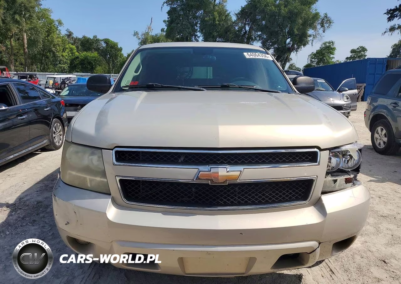 2010 Chevrolet Tahoe K1500 Ls VIN:1GNUKAE07AR180933 - 5
