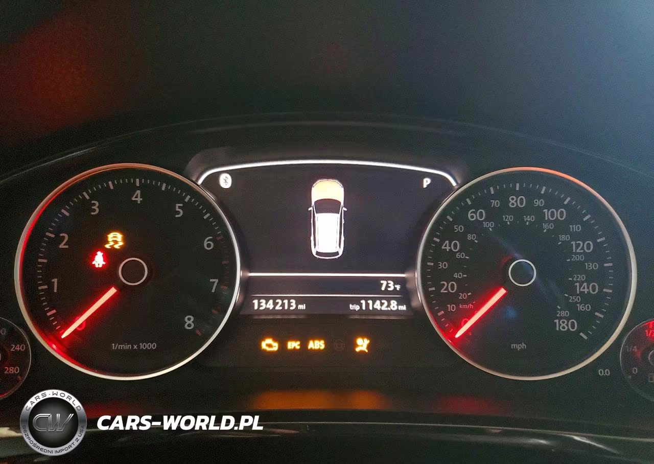 2012 Volkswagen Touareg V6 VIN:WVGFF9BP6CD000651 - 9