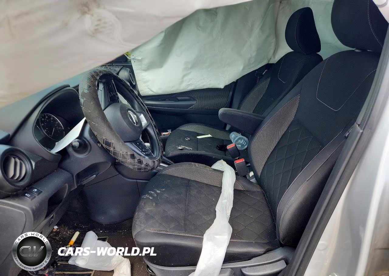 2019 Nissan Kicks S VIN:3N1CP5CU7KL534769 - 7
