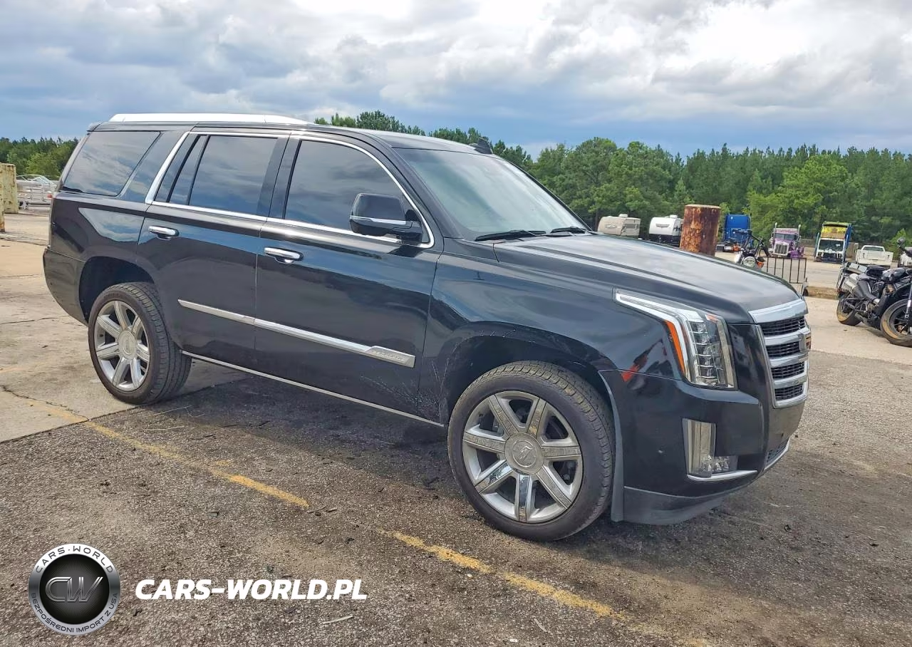 2018 Cadillac Escalade Luxury VIN:1GYS3BKJ2JR104451 - 4