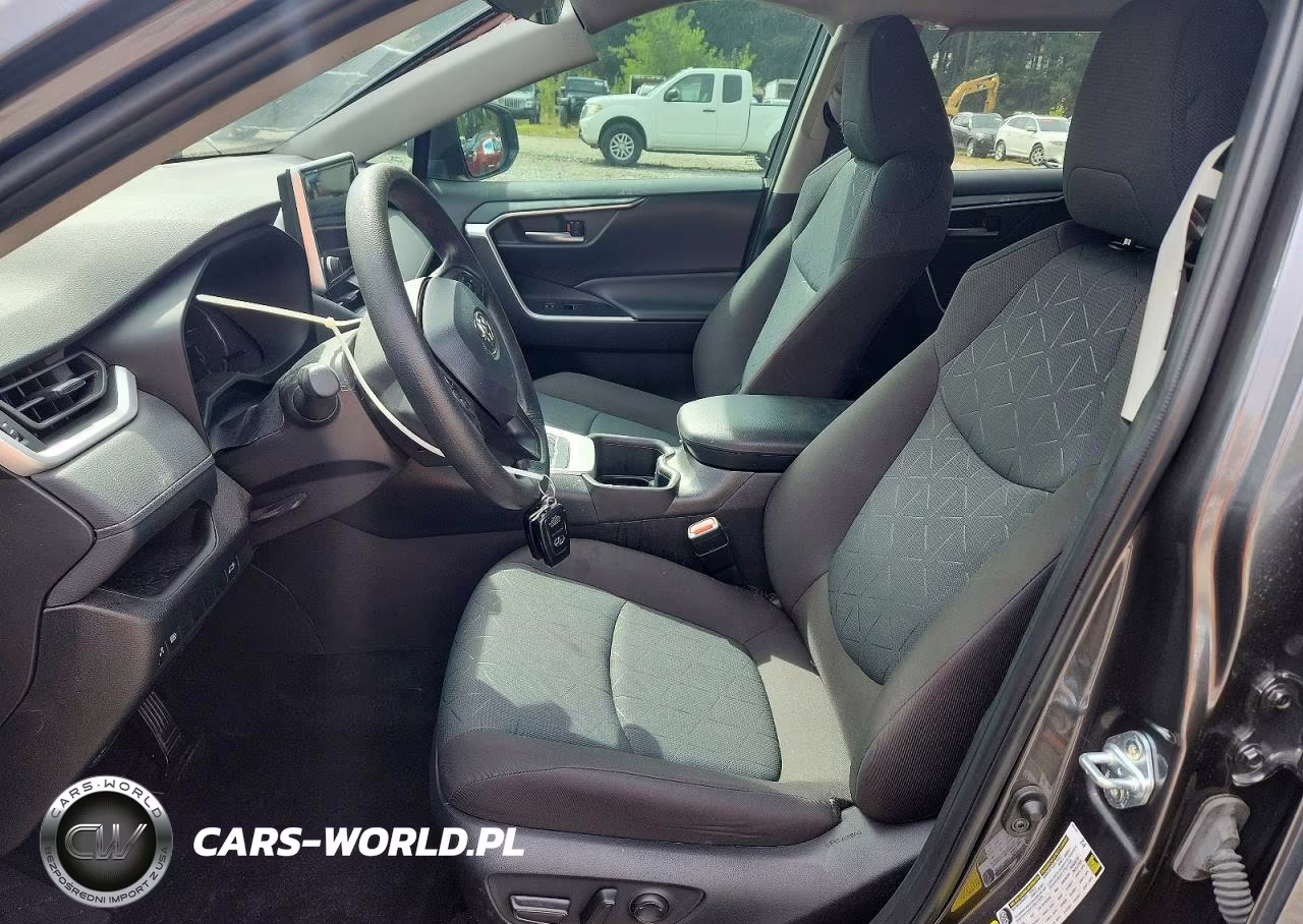 2025 Toyota Rav4 Xle VIN:2T3W1RFV9SC330265 - 7