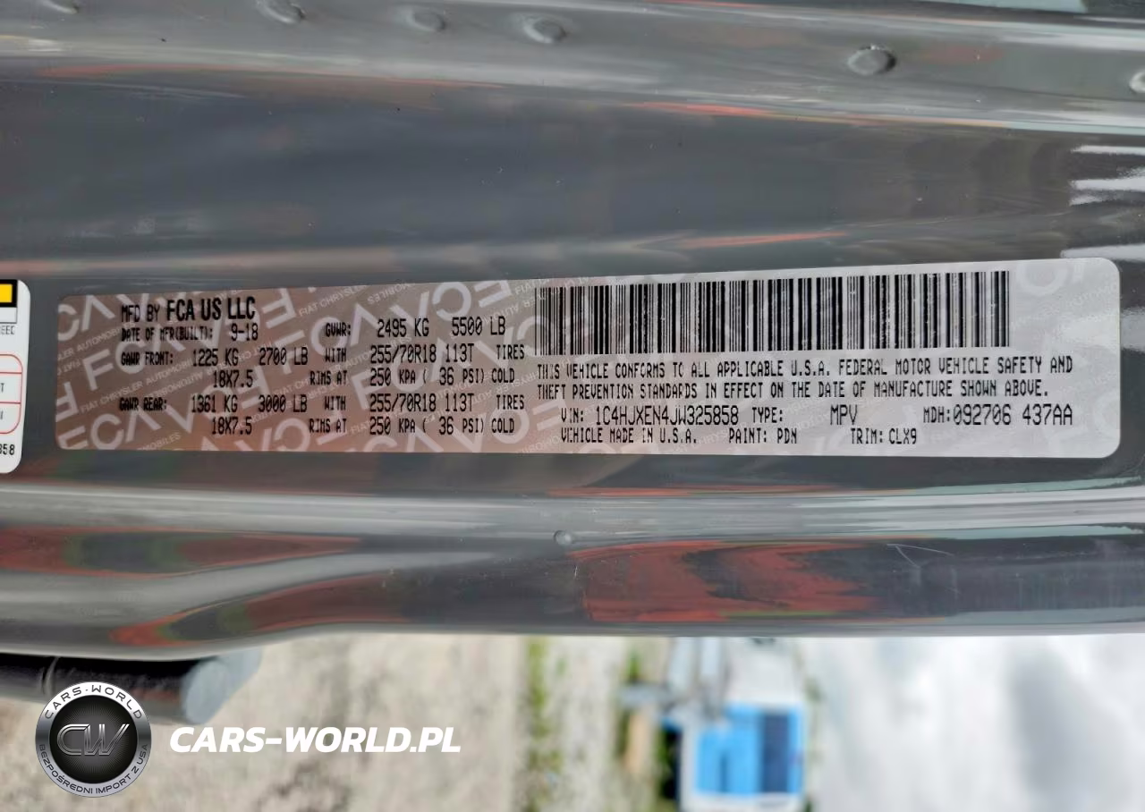 2018 Jeep Wrangler Unlimited Sahara VIN:1C4HJXEN4JW325858 - 12