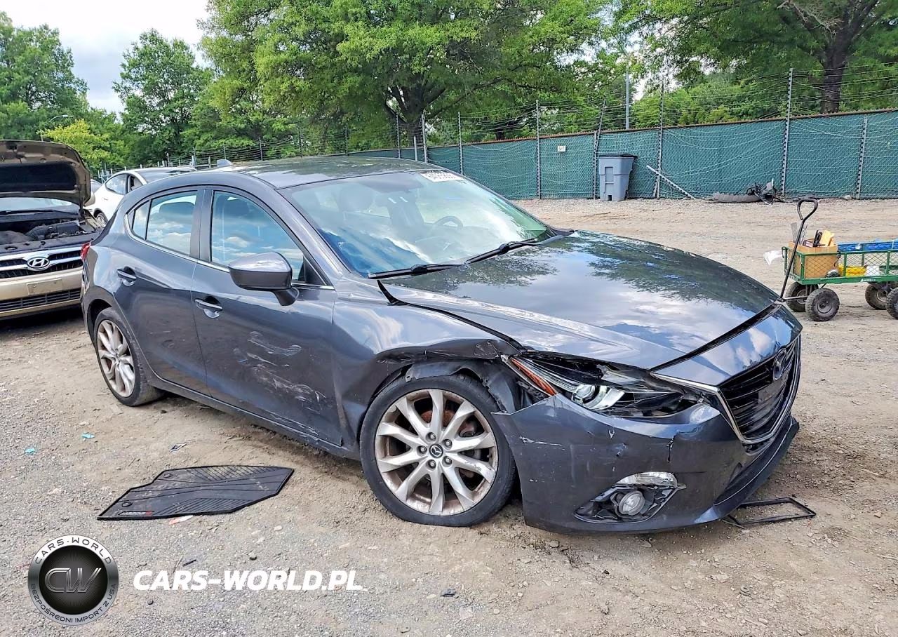 2014 Mazda 3 Touring VIN:JM1BM1L3XE1155729 - 4