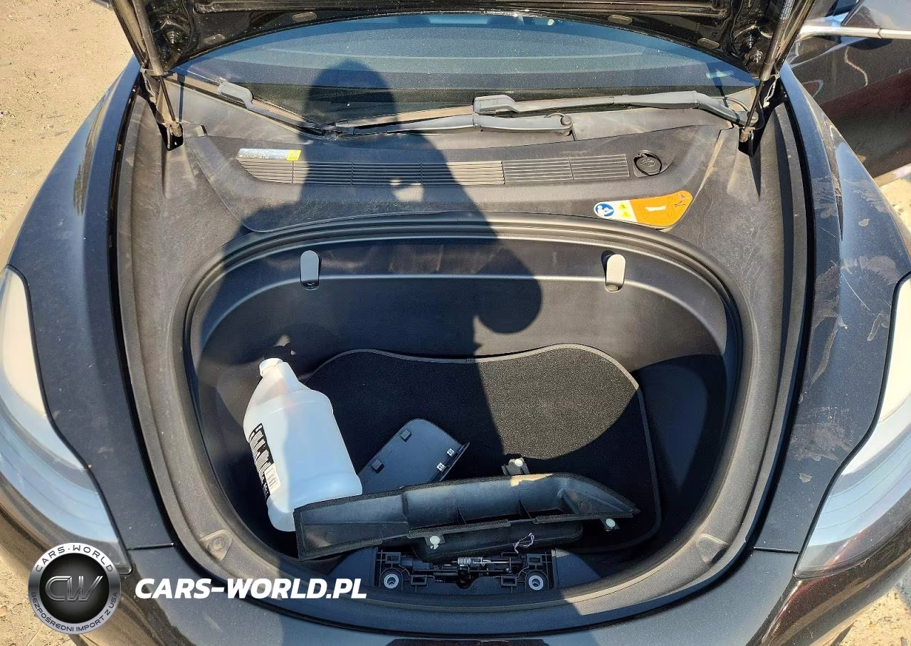 2019 Tesla Model 3 VIN:5YJ3E1EB8KF413268 - 11