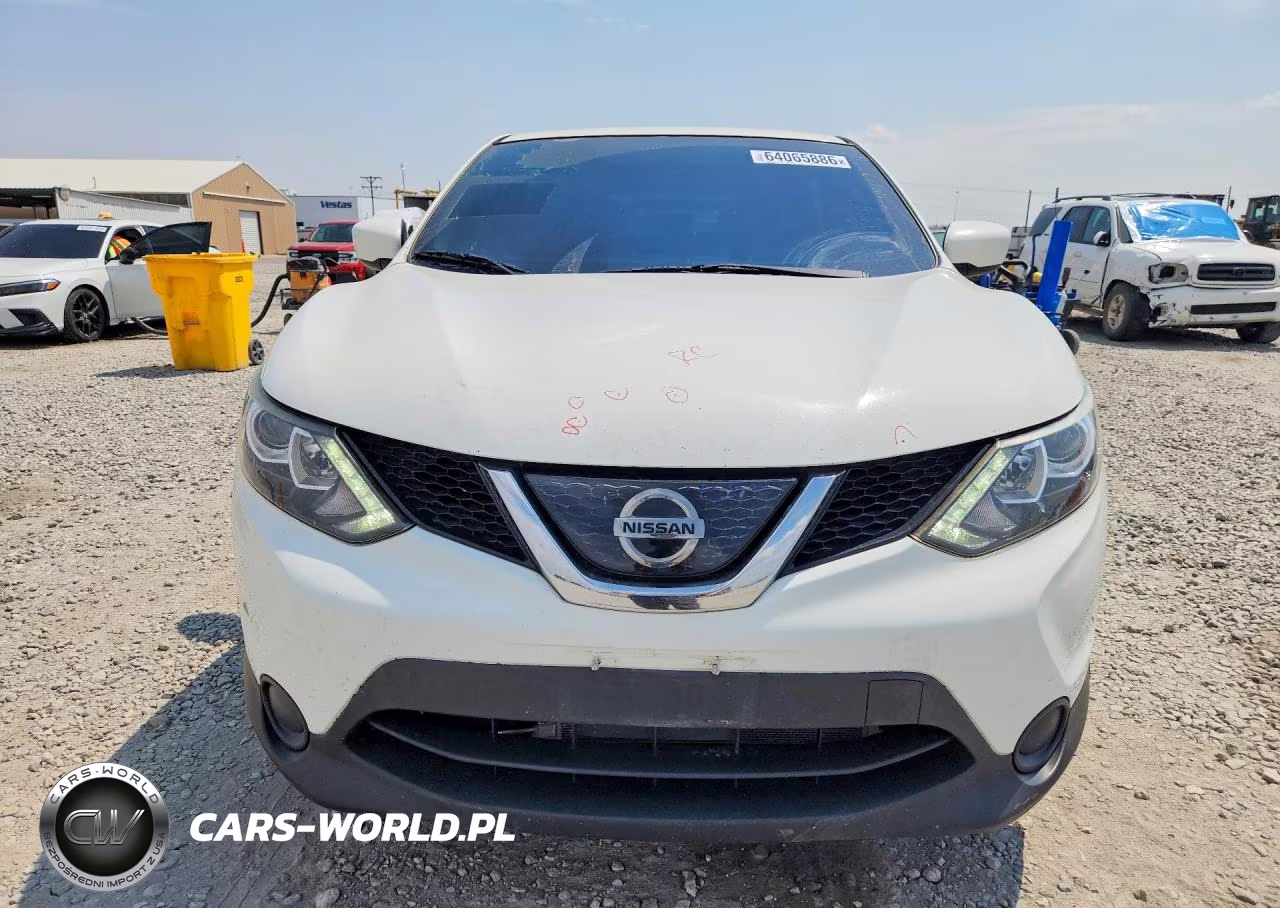 2019 Nissan Rogue Sport S VIN:JN1BJ1CRXKW325246 - 5