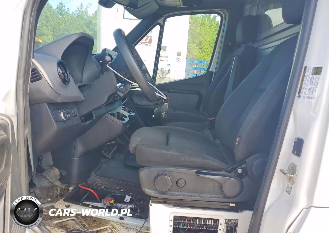 2021 Mercedes Benz Sprinter Refrigerated Deliveryvan VIN:W1Y70BGY7MT073324 - 7