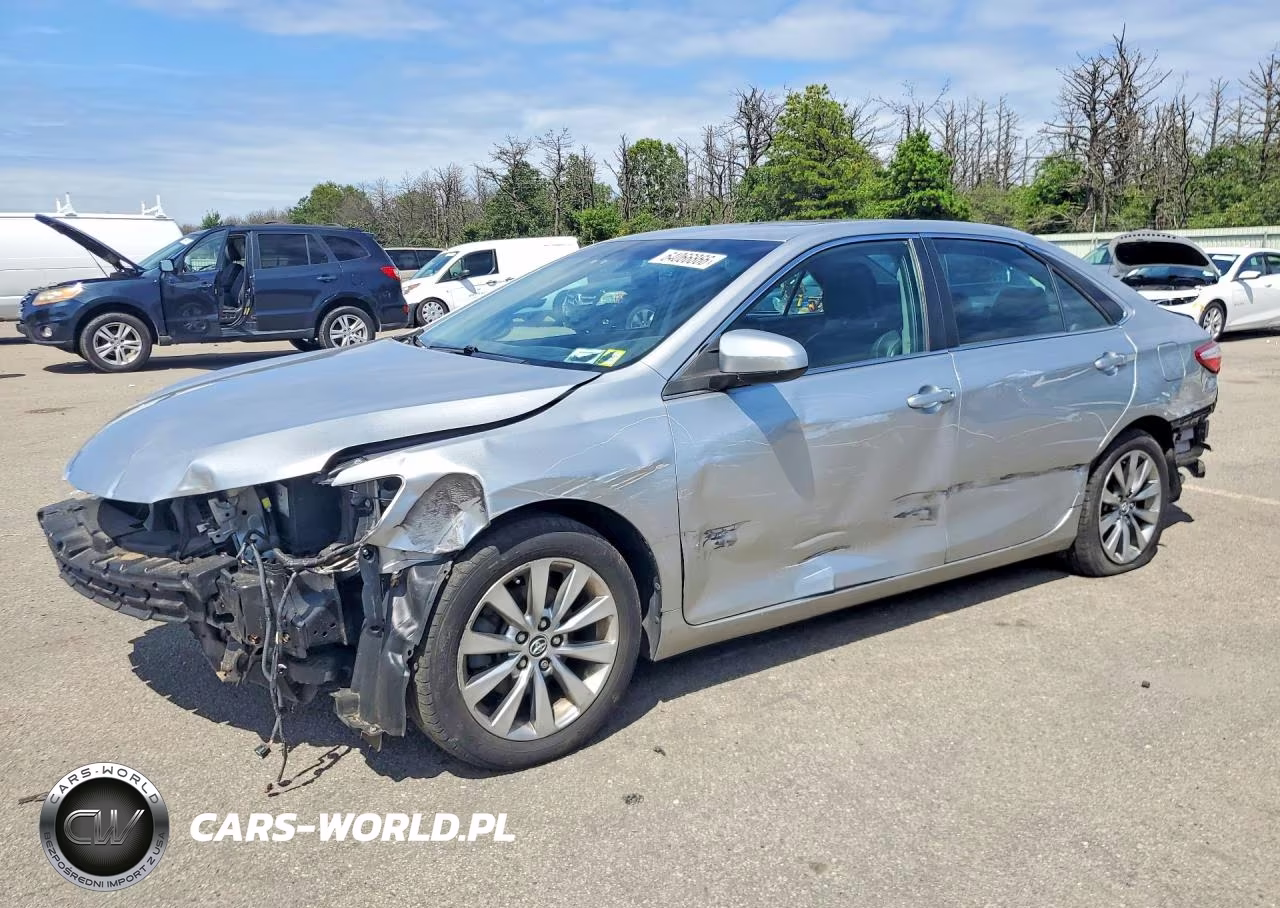 2016 Toyota Camry Xle V6 – zdjęcie 1 z 13