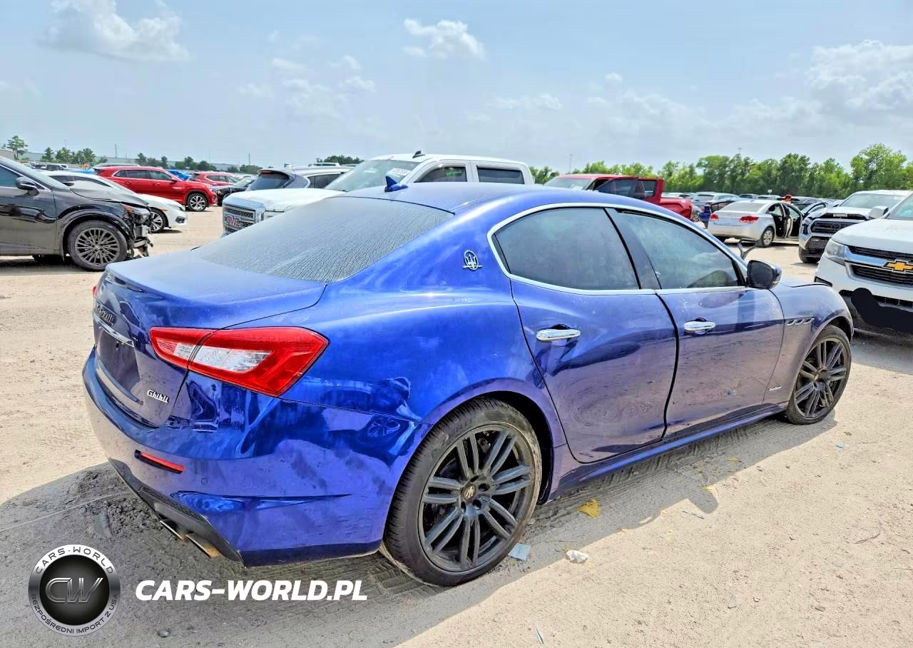 2018 Maserati Ghibli S Q4 Gransport VIN:ZAM57YTS8J1290914 - 5