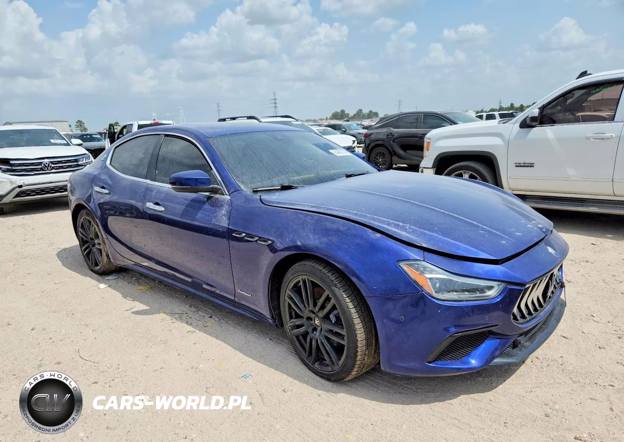 2018 Maserati Ghibli S Q4 Gransport VIN:ZAM57YTS8J1290914 - 6
