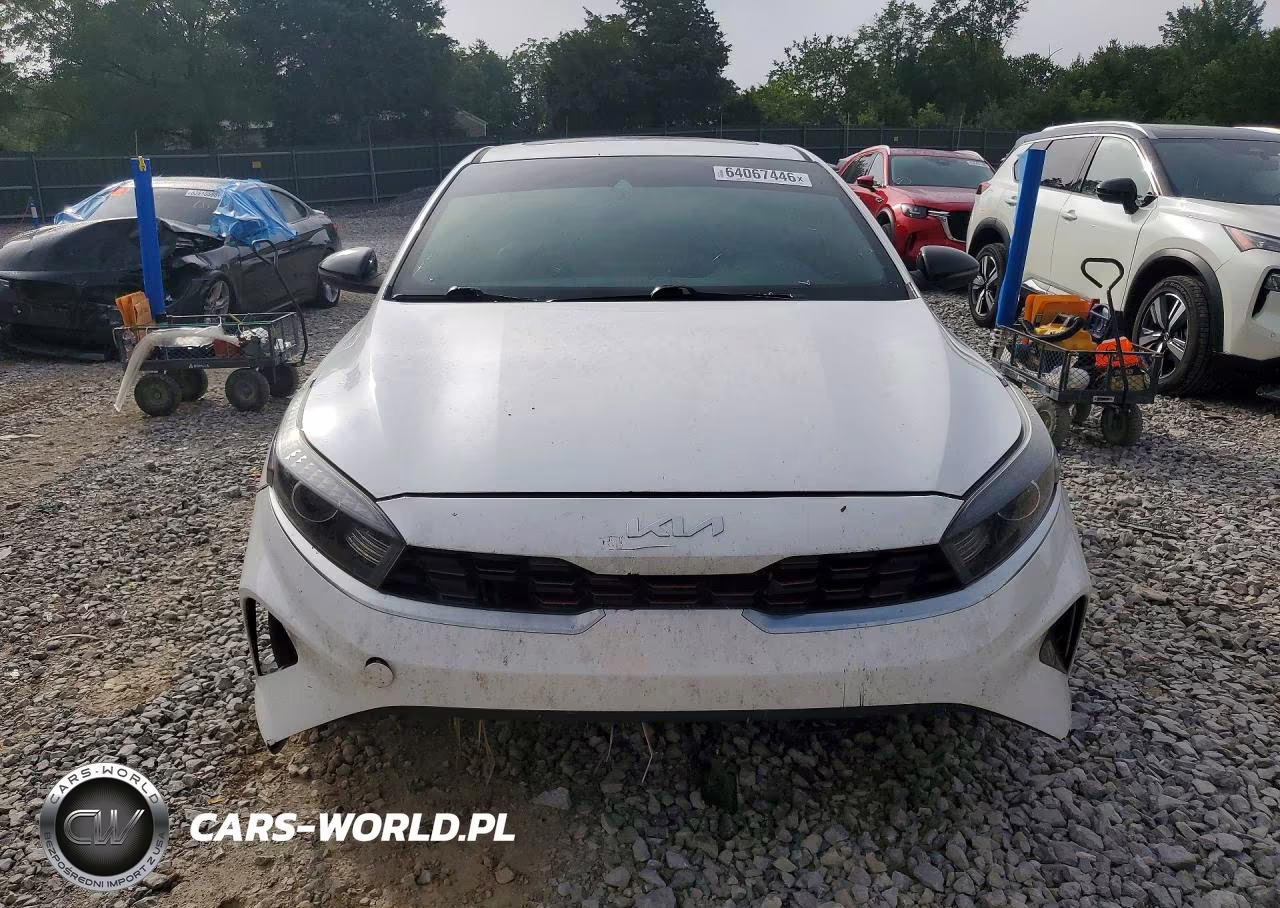 2023 Kia Forte Gt Line VIN:3KPF54AD5PE523553 - 5