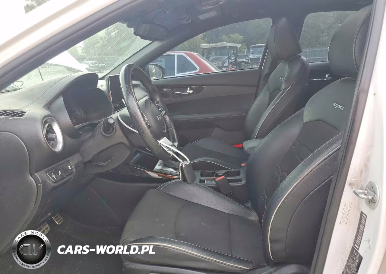 2023 Kia Forte Gt Line VIN:3KPF54AD5PE523553 - 7