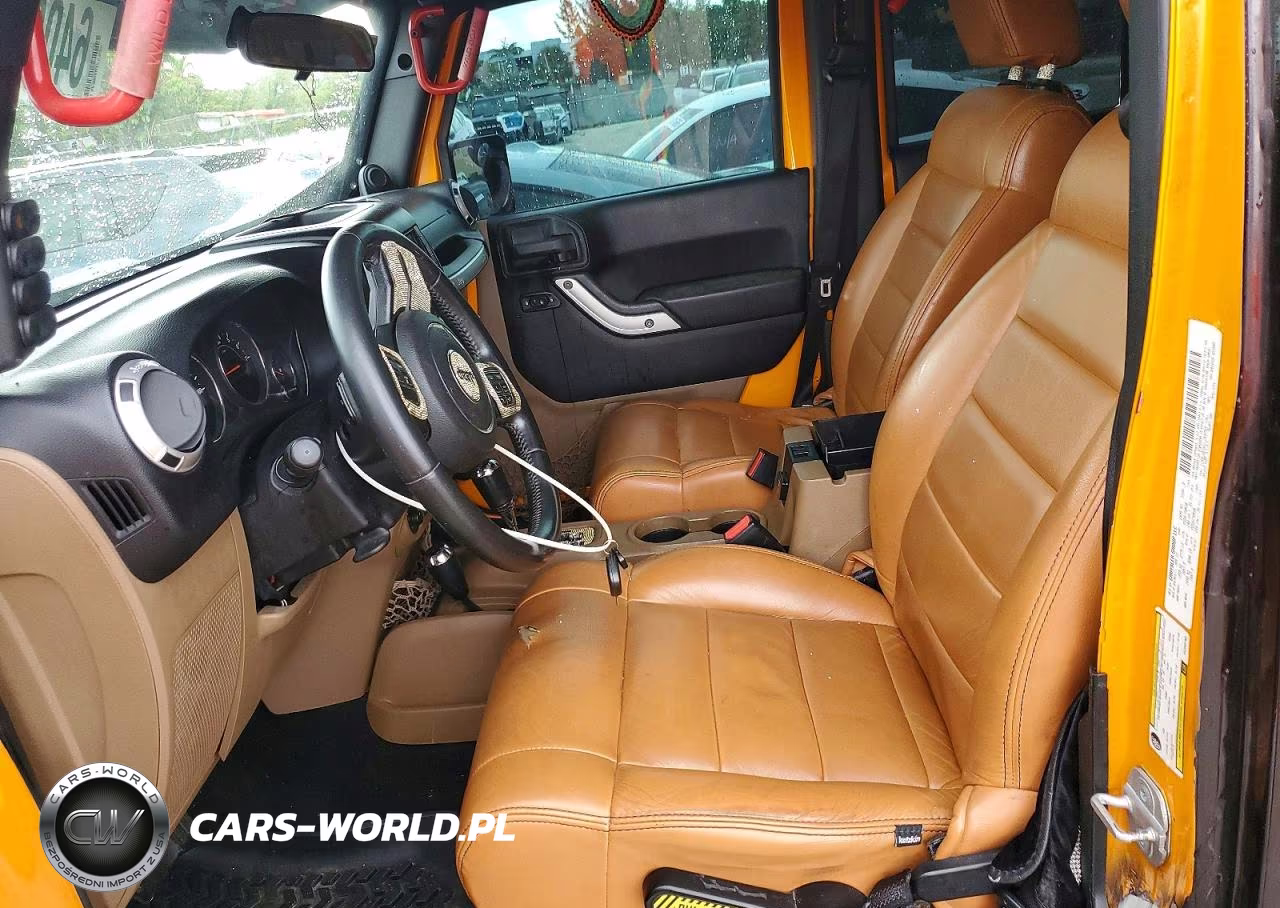 2012 Jeep Wrangler Unlimited Sahara VIN:1C4BJWEG0CL243793 - 7