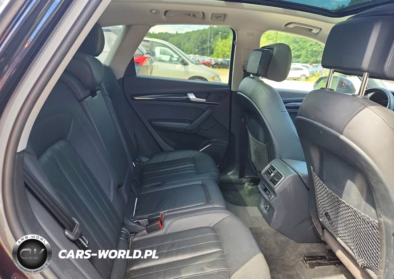 2018 Audi Q5 Premium Plus VIN:WA1BNAFY1J2197676 - 10