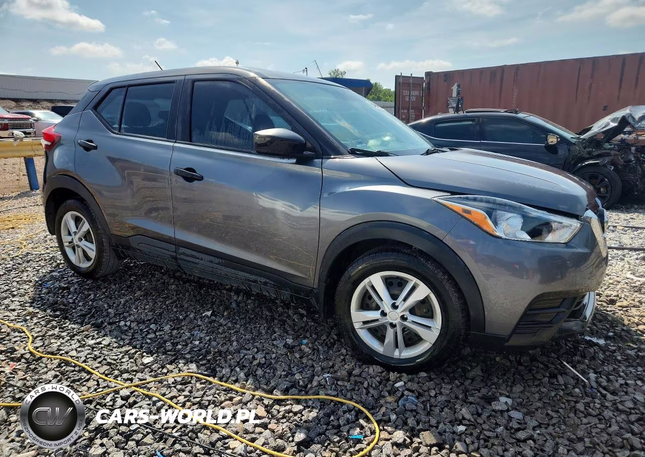 2020 Nissan Kicks S VIN:3N1CP5BV7LL568285 - 4