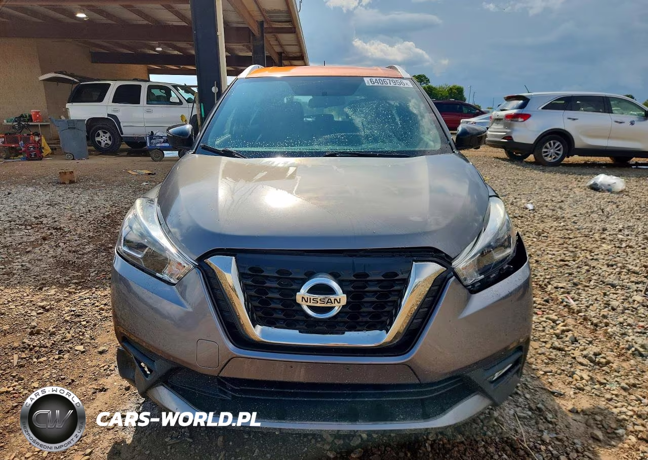 2018 Nissan Kicks S VIN:3N1CP5CU6JL523261 - 5