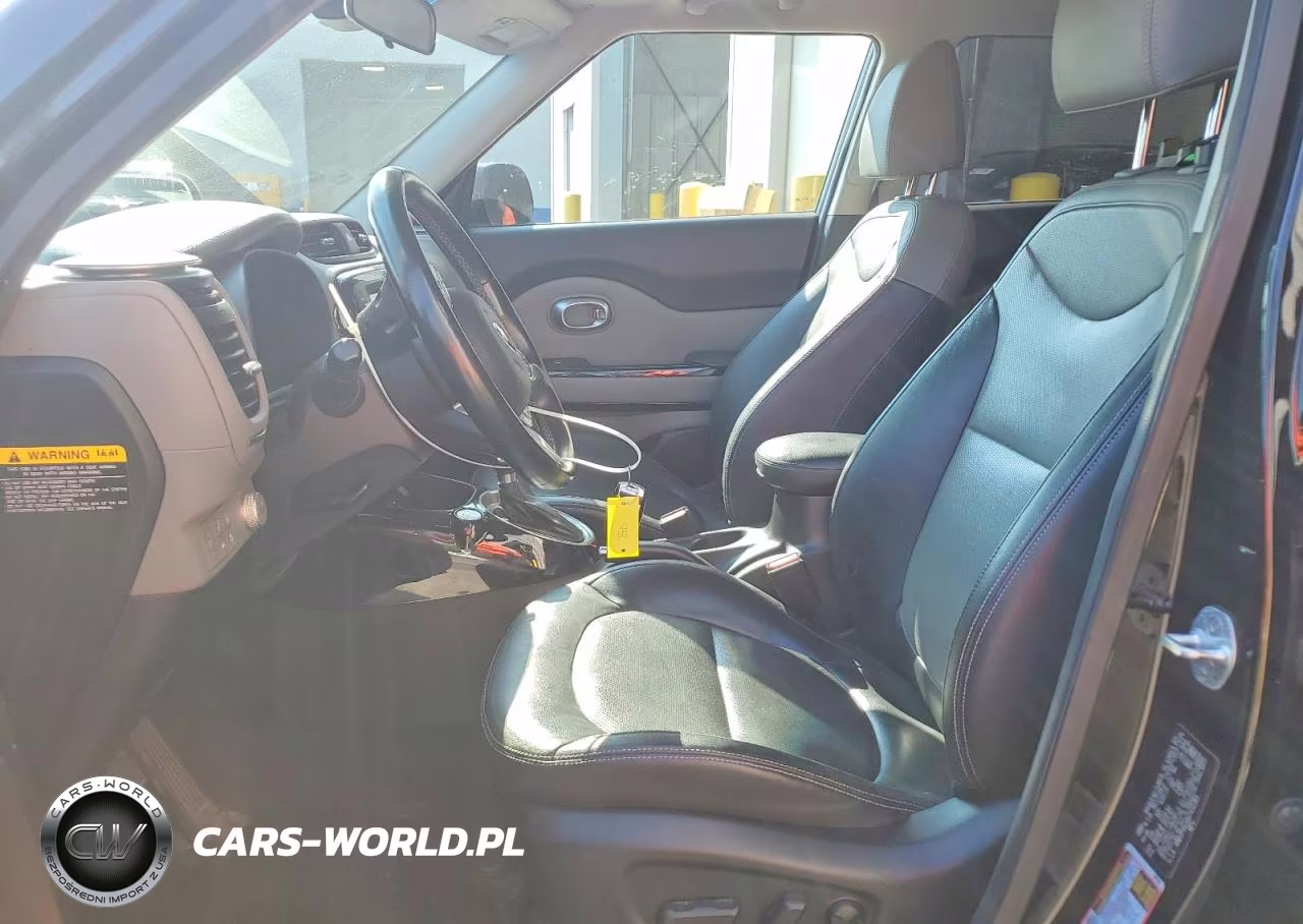 2017 Kia Soul + VIN:KNDJP3A59H7451765 - 7
