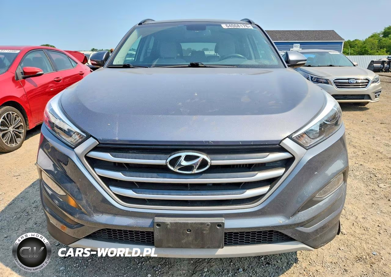 2018 Hyundai Tucson Value VIN:KM8J33A23JU637743 - 5