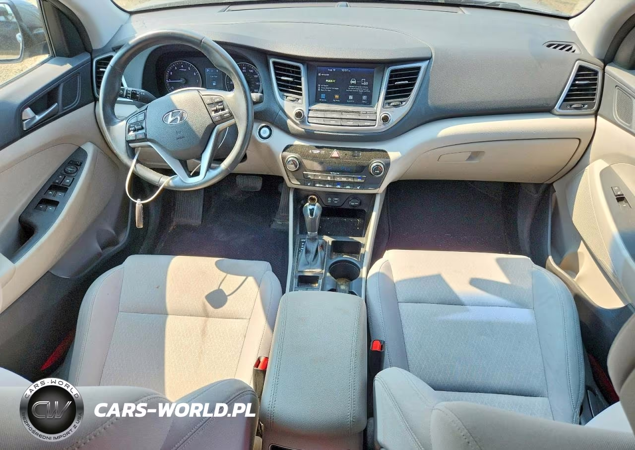 2018 Hyundai Tucson Value VIN:KM8J33A23JU637743 - 8