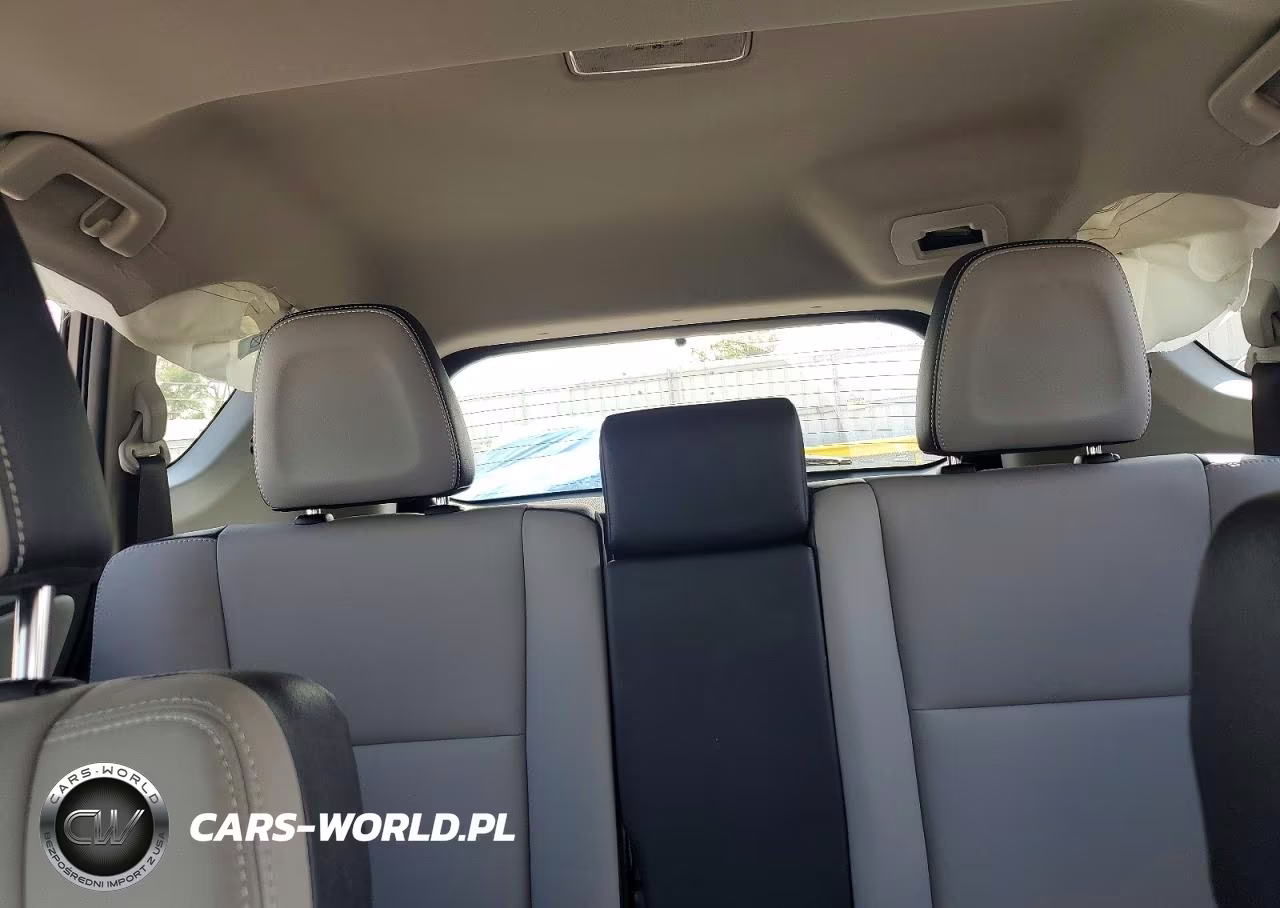 2017 Toyota Rav4 Limited VIN:JTMDFREV1HJ703119 - 10