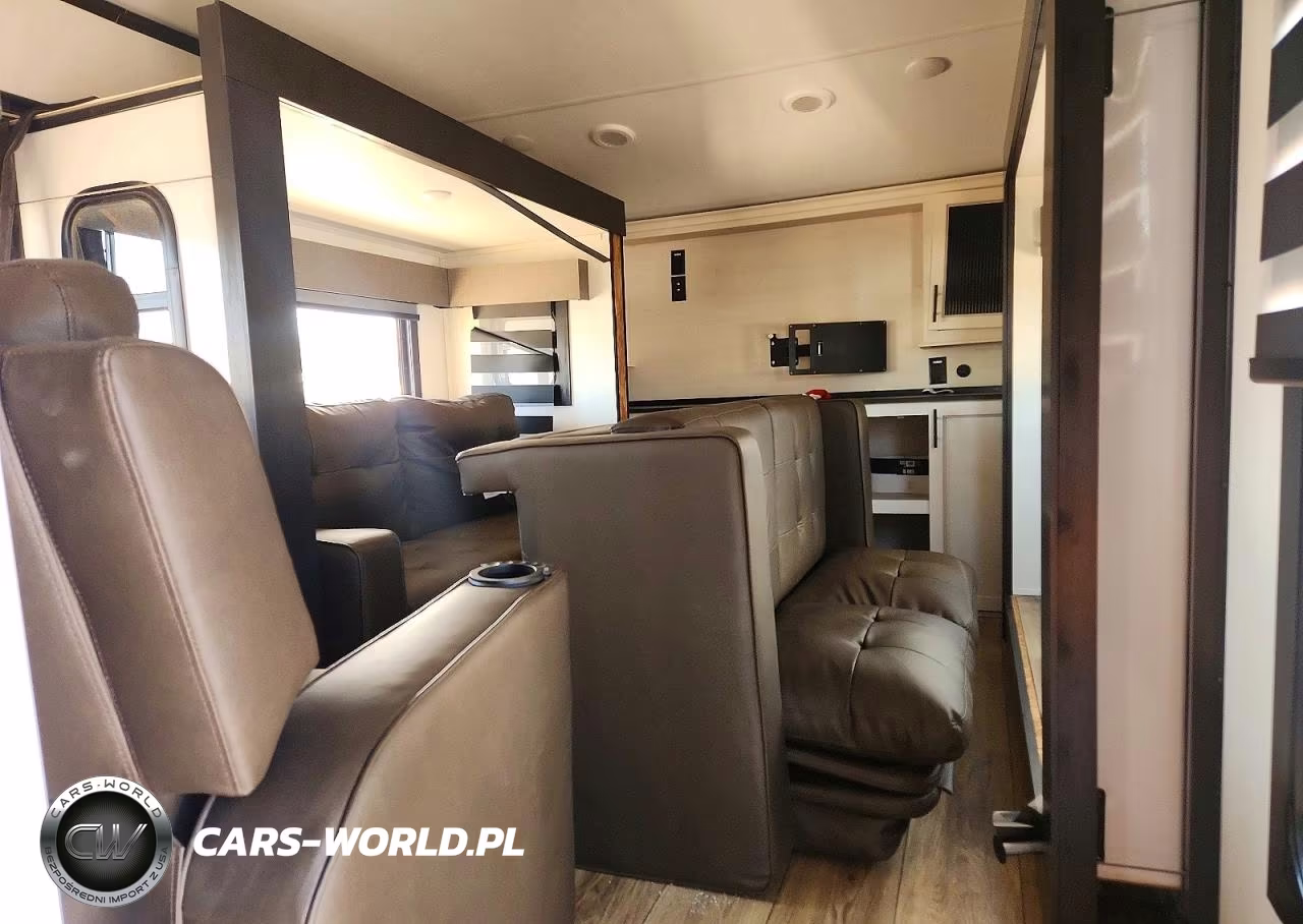 2025 Forest River Sabre Camper VIN:5ZT3SR2B6S6114786 - 5
