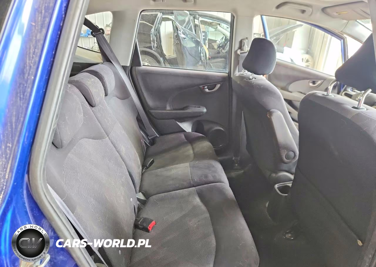 2010 Honda Fit Sport VIN:JHMGE8G49AS006777 - 11