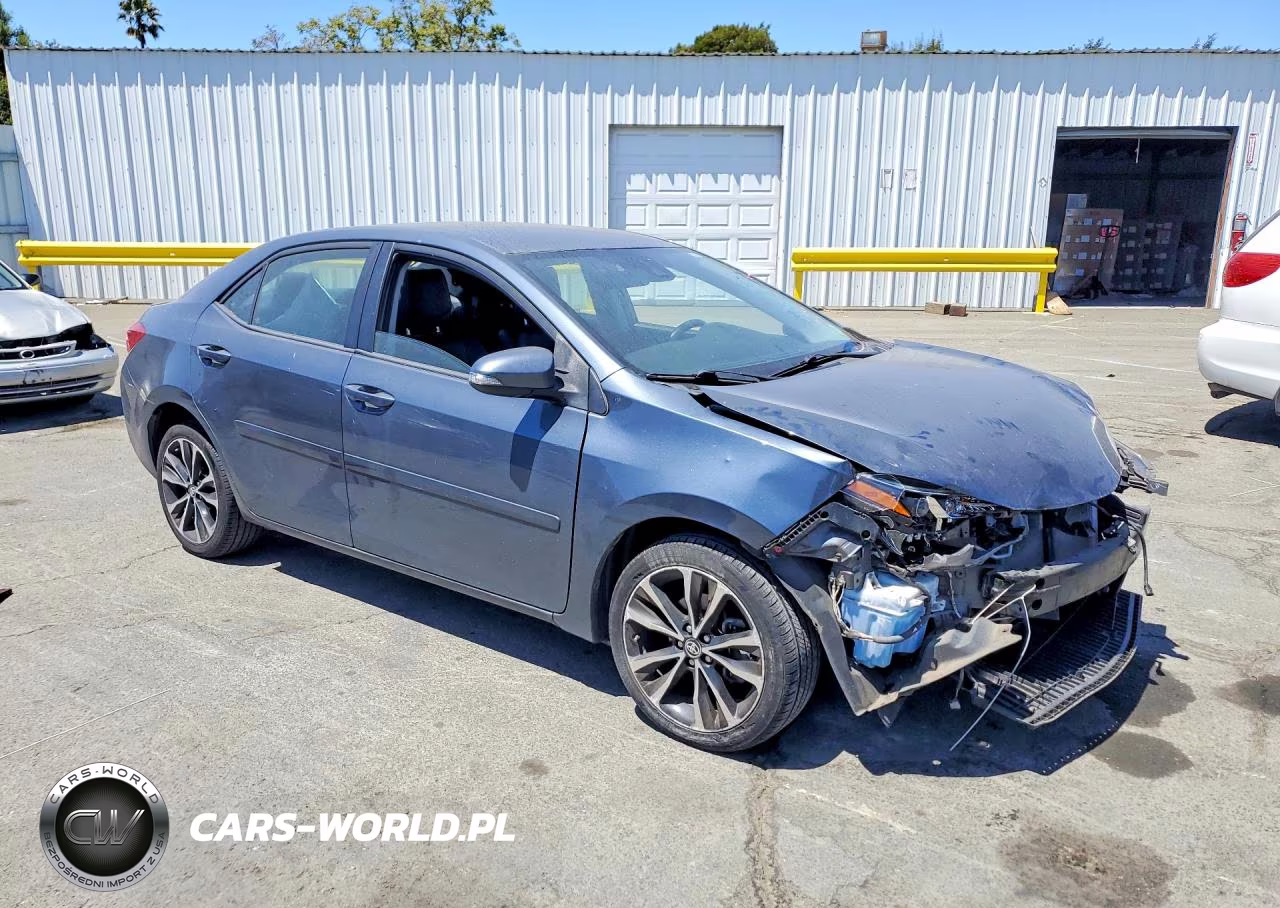 2017 Toyota Corolla Se VIN:2T1BURHE2HC955756 - 4