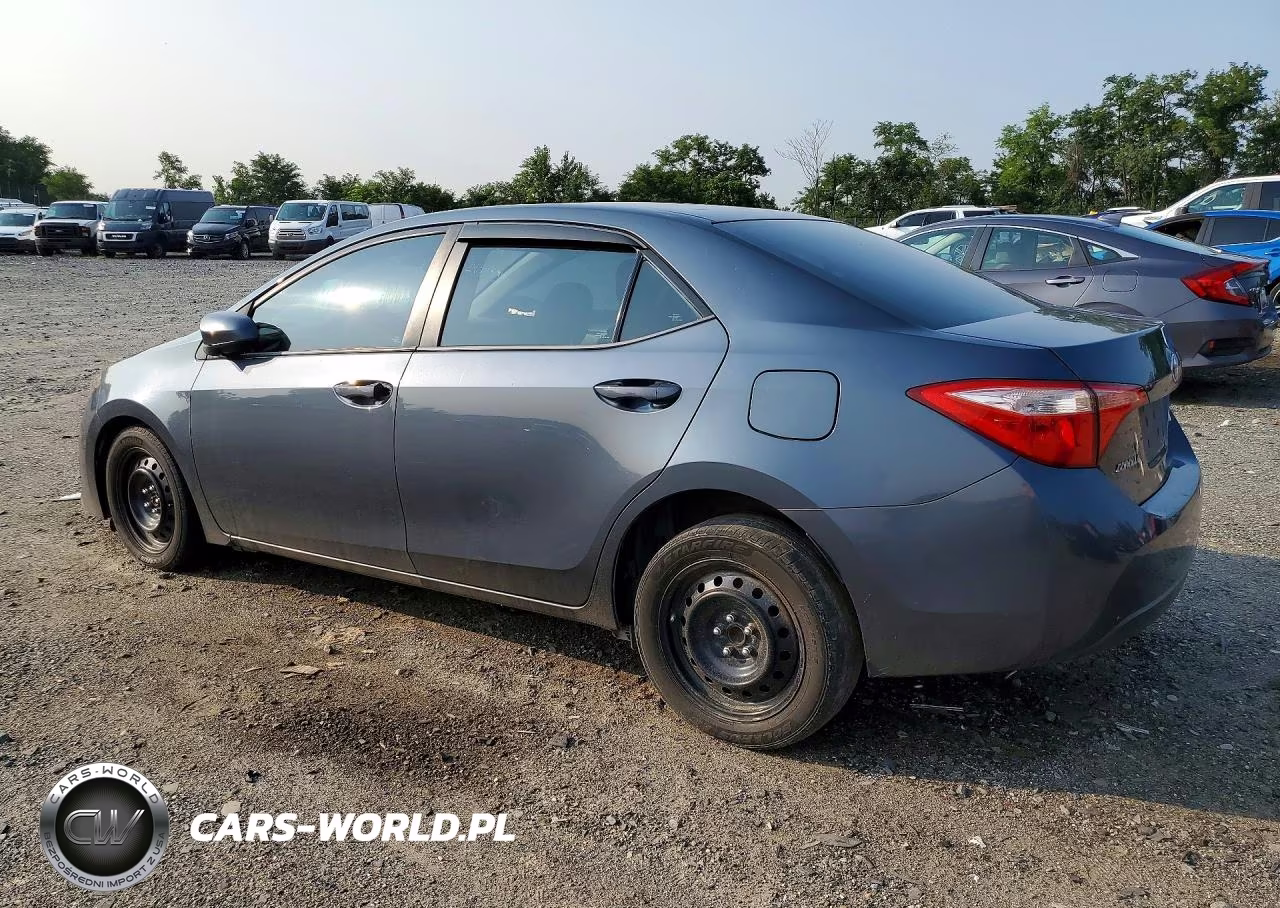 2018 Toyota Corolla Le VIN:2T1BURHE3JC067684 - 2