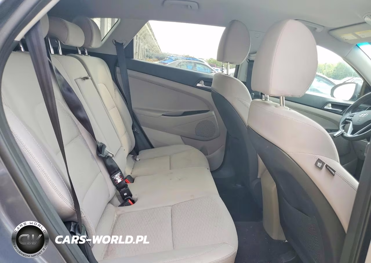 2019 Hyundai Tucson Value VIN:KM8J3CA44KU944020 - 11