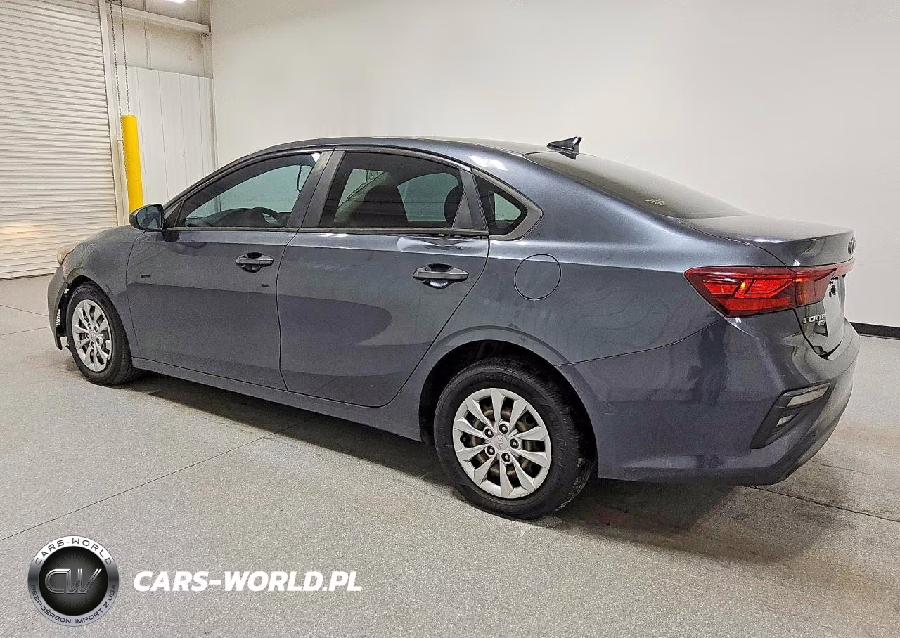 2021 Kia Forte Fe VIN:3KPF24AD5ME320019 - 2