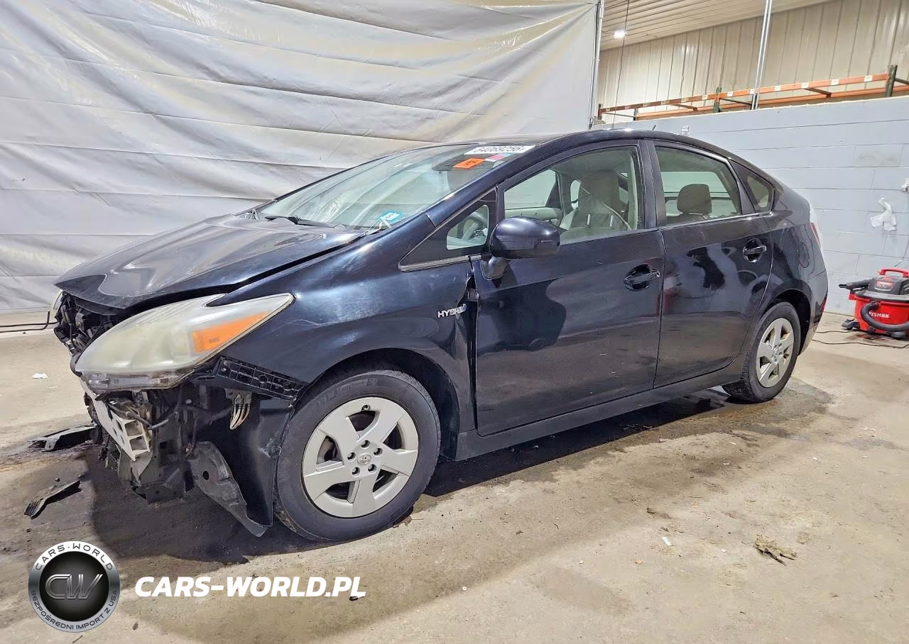 2011 Toyota Prius Three VIN:JTDKN3DU7B1378502 - 1