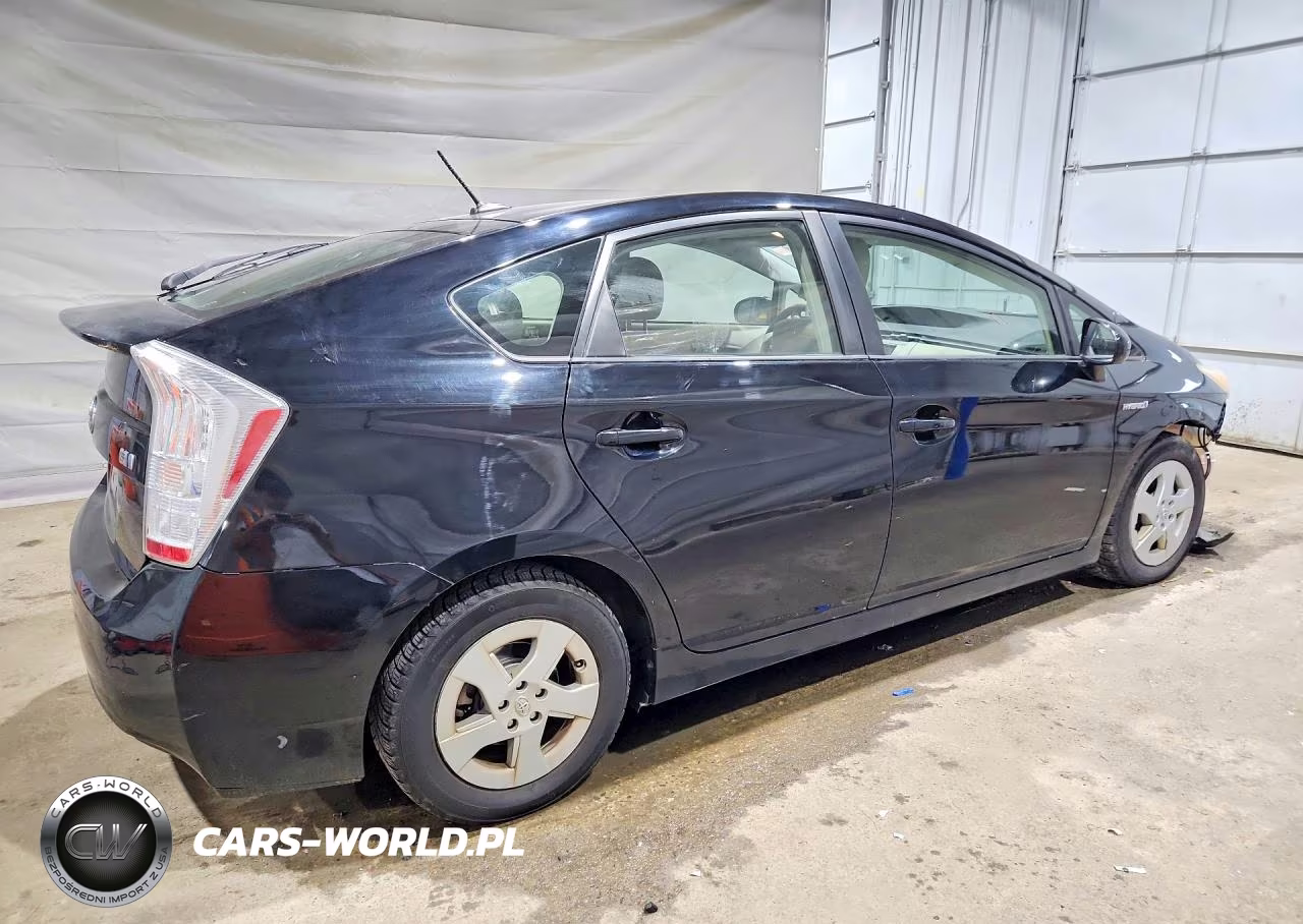 2011 Toyota Prius Three VIN:JTDKN3DU7B1378502 - 3