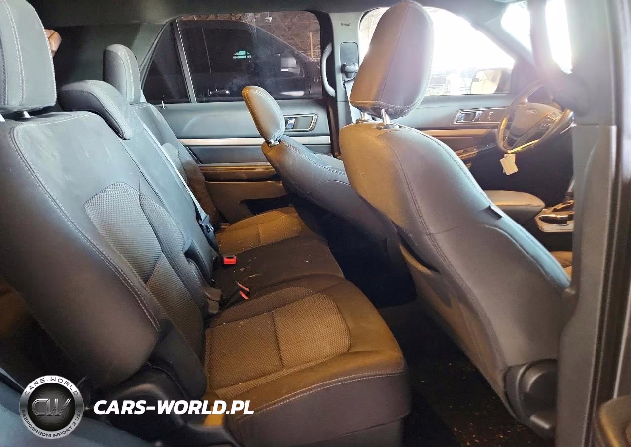 2018 Ford Explorer Xlt VIN:1FM5K7D85JGA19754 - 11