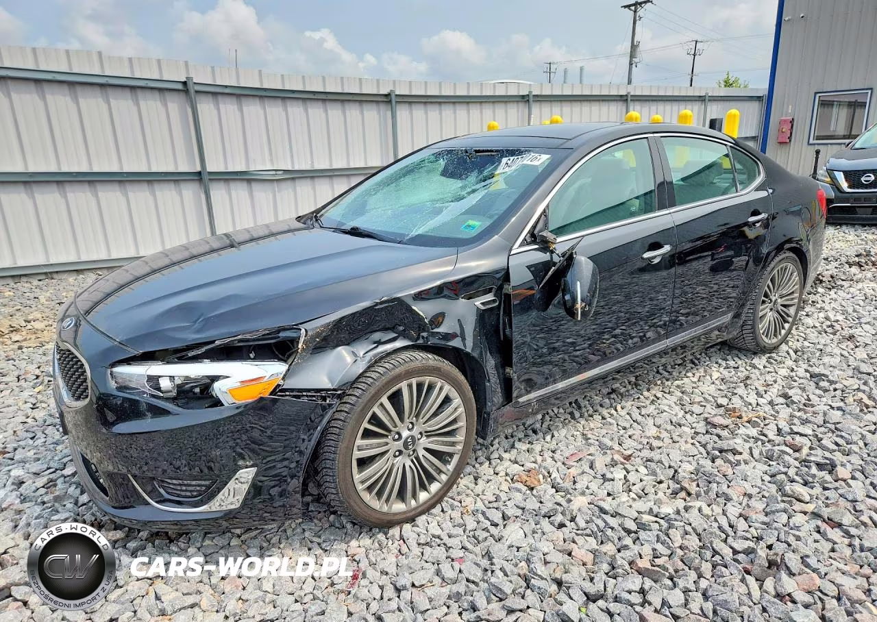 2016 Kia Cadenza Luxury