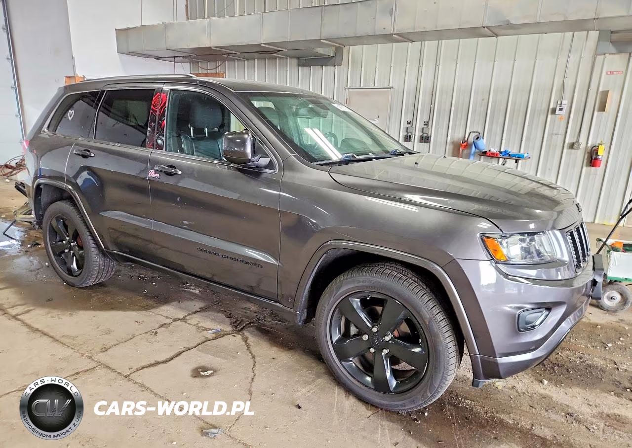 2014 Jeep Grand Cherokee Laredo VIN:1C4RJFAG4EC547152 - 4