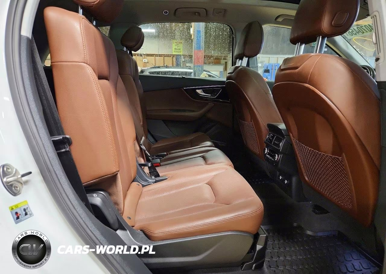 2018 Audi Q7 Prestige VIN:WA1VAAF75JD022223 - 11