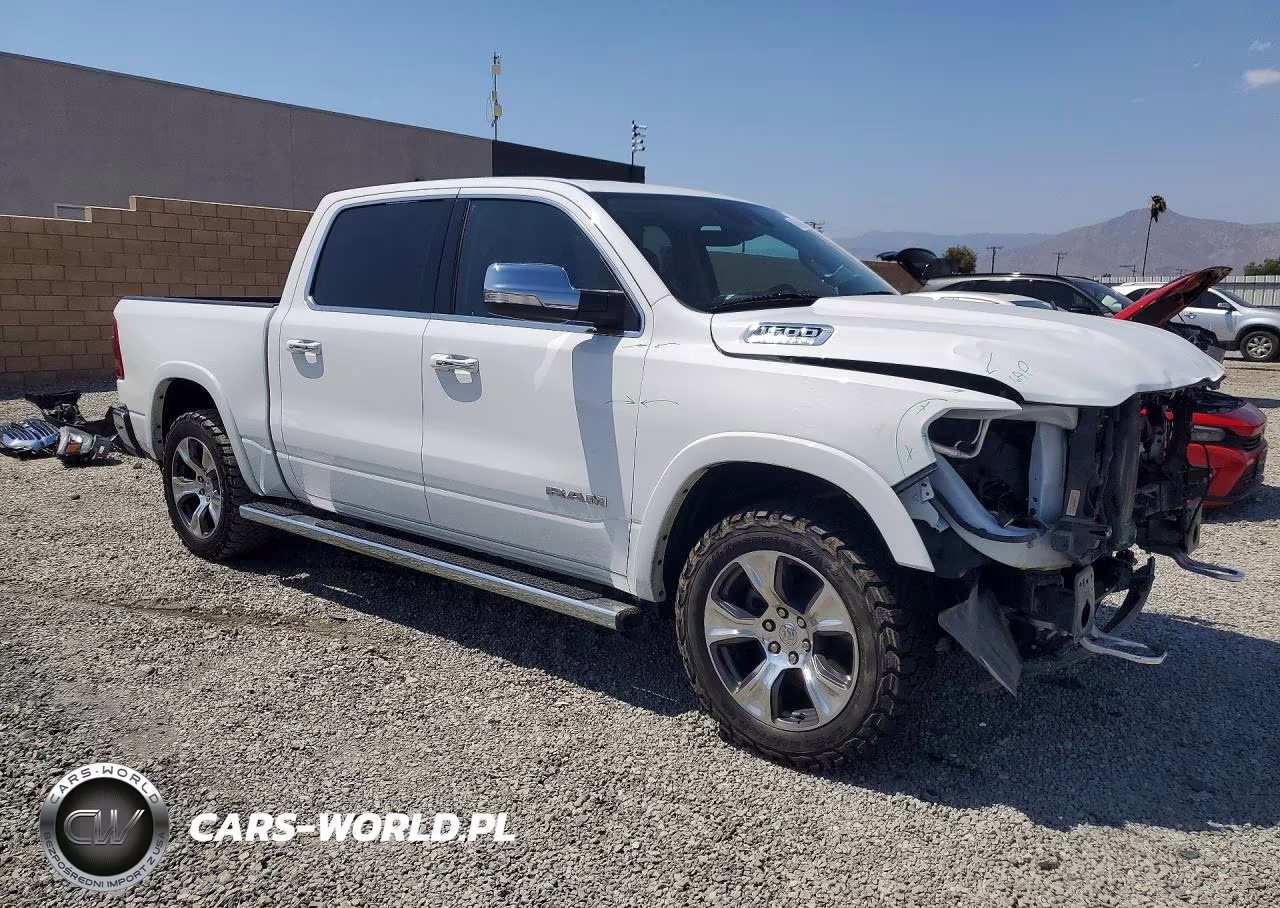 2022 Ram 1500 Laramie VIN:1C6SRFJT8NN323529 - 4