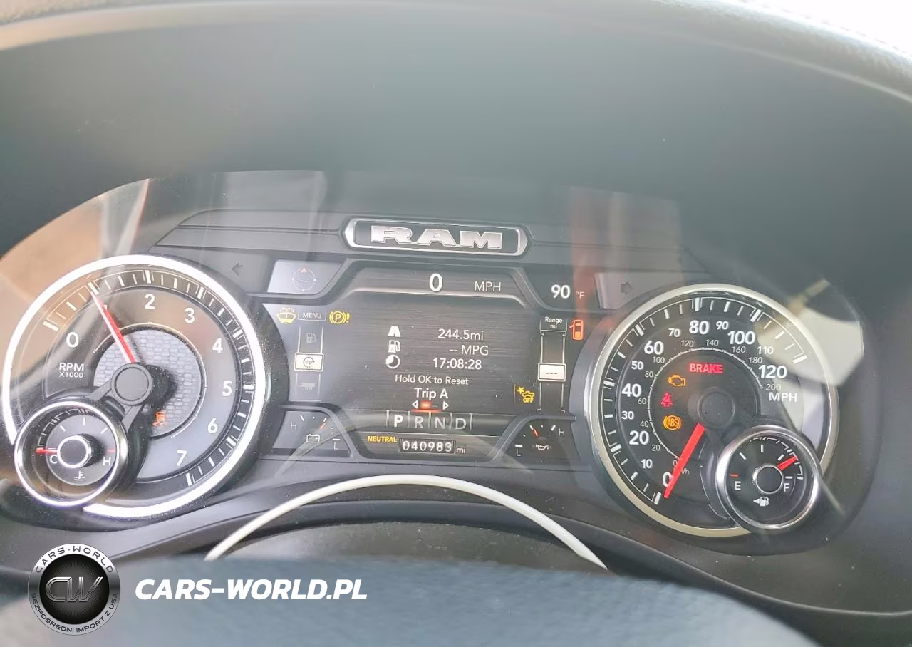 2022 Ram 1500 Laramie VIN:1C6SRFJT8NN323529 - 9